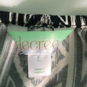 Decree Other - black and white romper Decree Other - black and white romper
